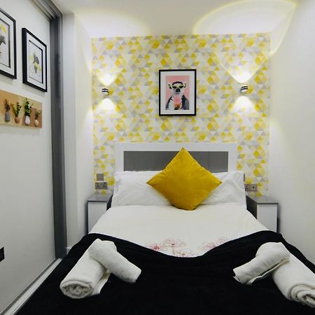 Executive Central Self Contained Flat By Cozynest Reading Extérieur photo